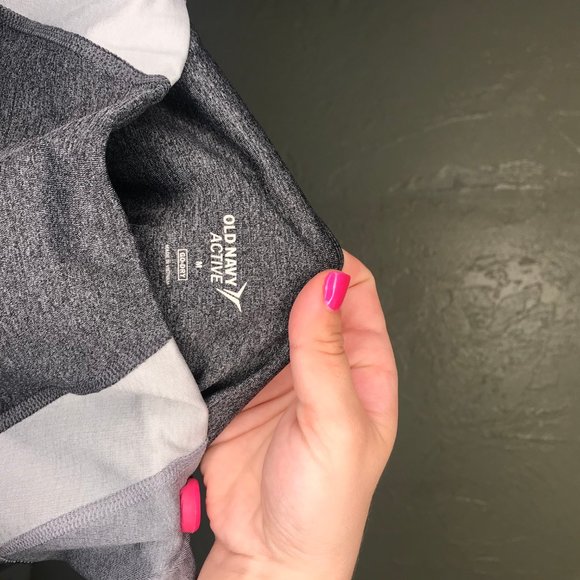 Old Navy 7/8 length go dry color block leggings M - Picture 3 of 7